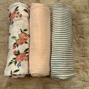 Little Unicorn 3 pack swaddle